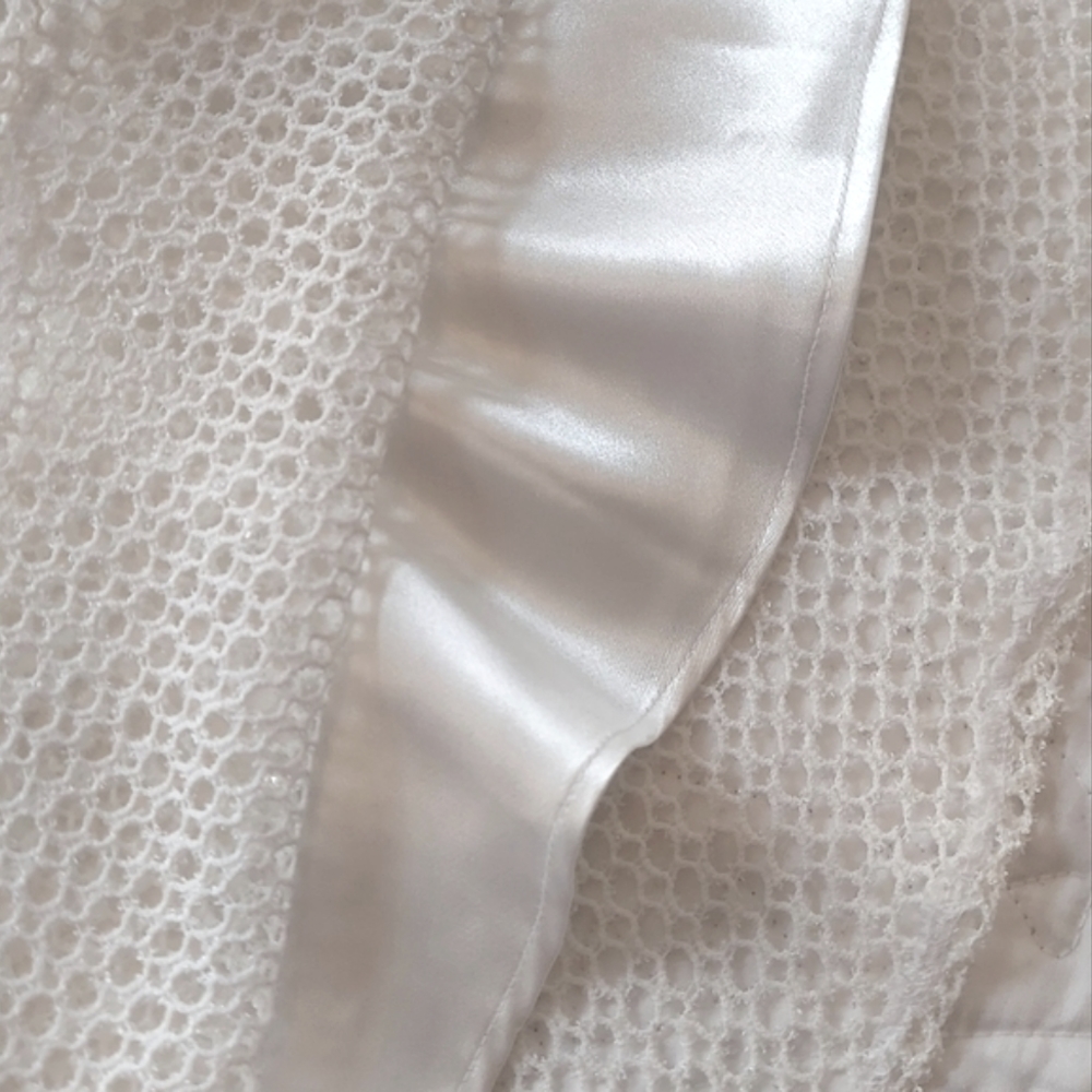 J. Taylor White Sleeveless A-Line Dress with Irredecent Sequins Size 6 Like New▪ - Picture 6 of 10